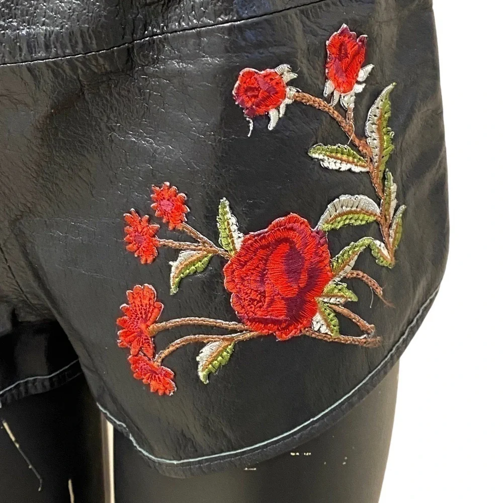 American Vintage Black Faux Leather Short Red Floral Embroidery